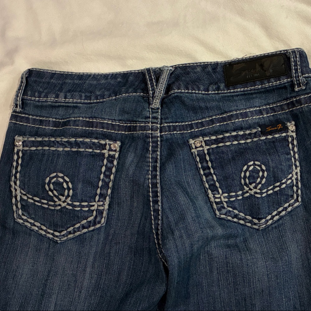 Bling! Seven7 Women's blue Jeans w/ crystal button and crystal beaded accents